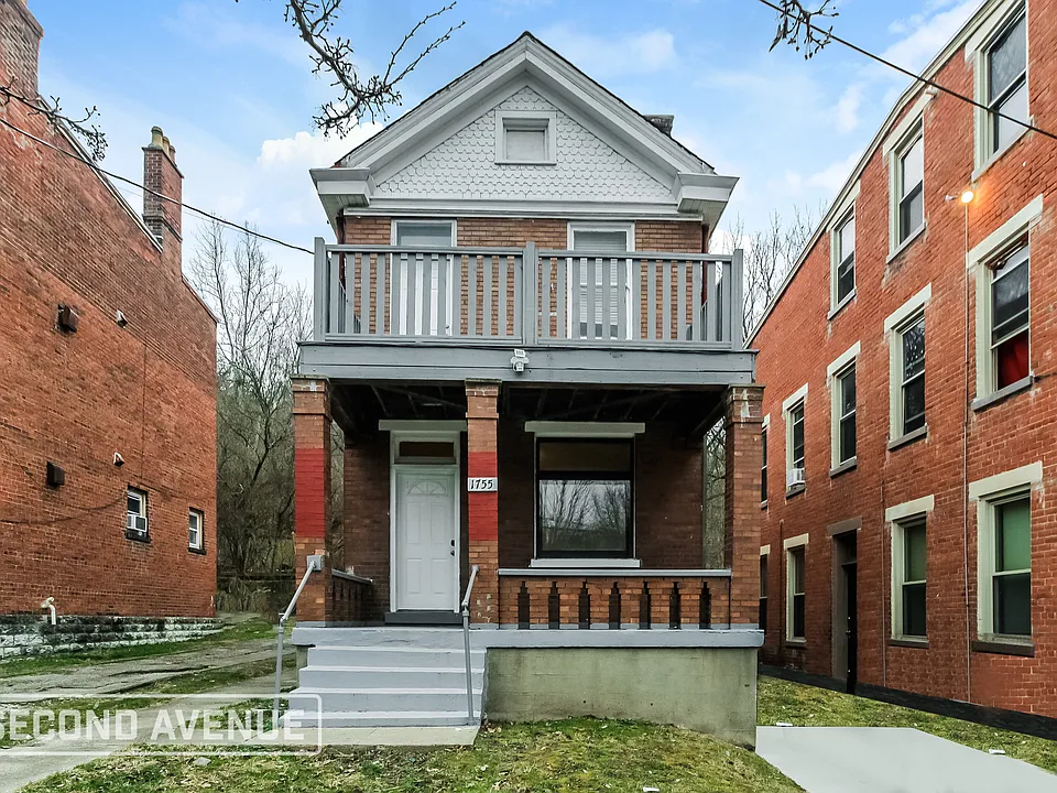 1755 Baltimore Ave