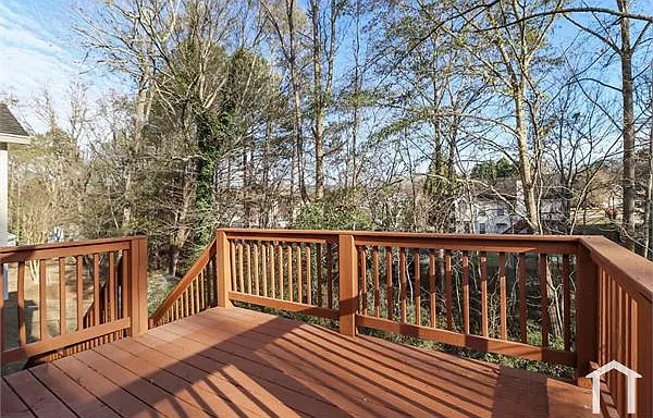 7134 Hazelwood Dr — Photo 15