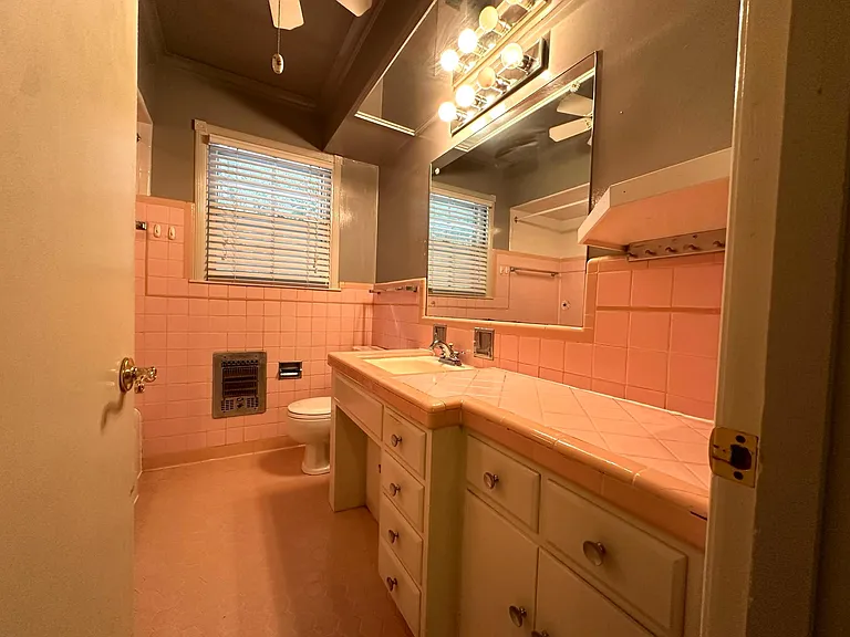 6548 Rolling Fork Dr — Photo 11