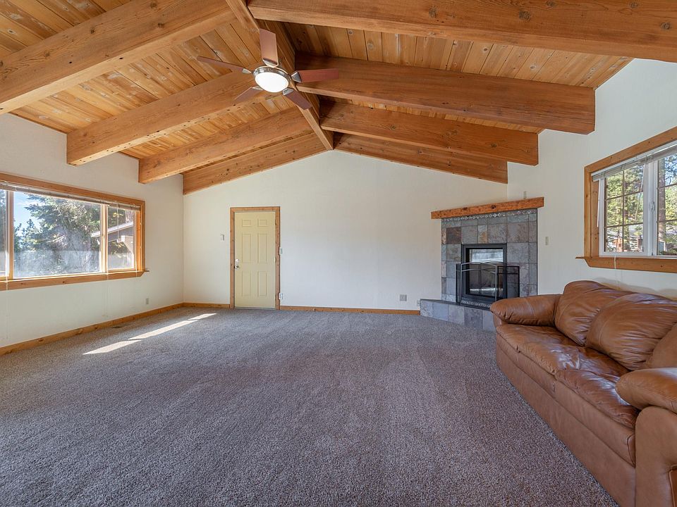 1st image of 3130 Fabian Way