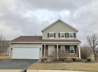 406 Clark Ct, Poplar Grove, IL 61065
