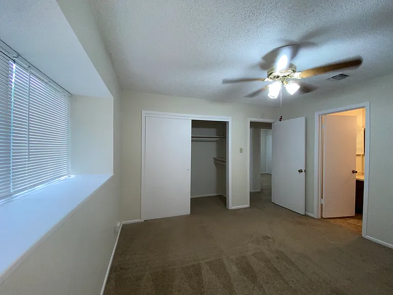 7214 Rimwood — Photo 5