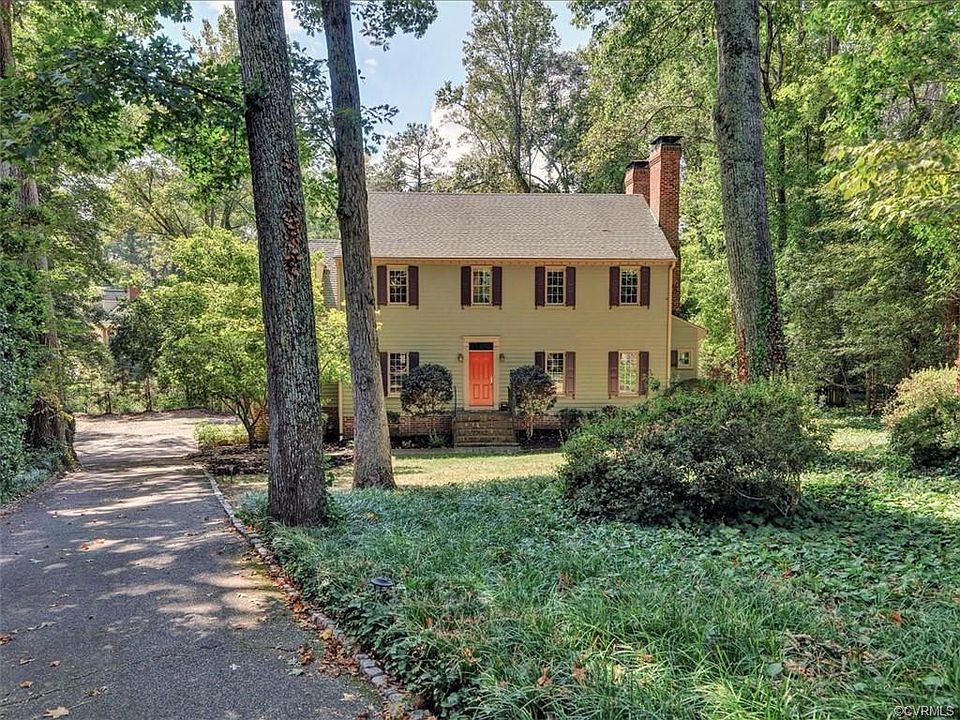 1st image of 209 Riverwood Dr