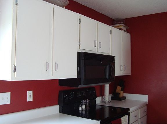 4th image of 5069 Stoneybrook Blvd