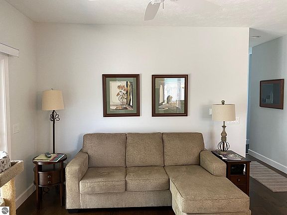 5th image of 1707 Pergola Ave #8