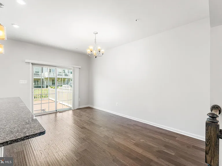 2657 Richmond Way — Photo 16