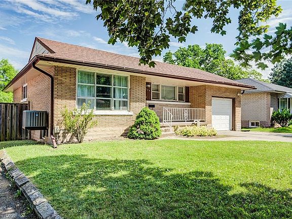 4th image of 139 Elgin Cres