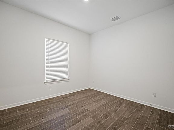 5th image of 8308 N 35th St