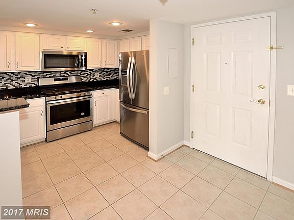 3rd image of 3835 9th St #504E