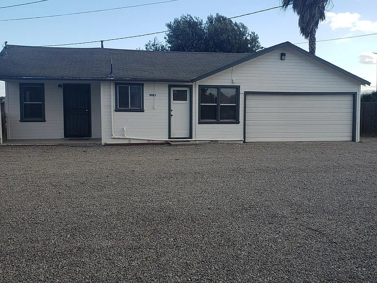 21158 El Rancho Rd — Photo 1