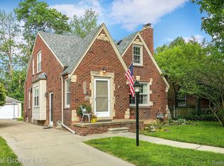 4221 Grayton St, Detroit, MI 48224