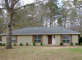 2207 Azalea Dr, Ruston, LA 71270