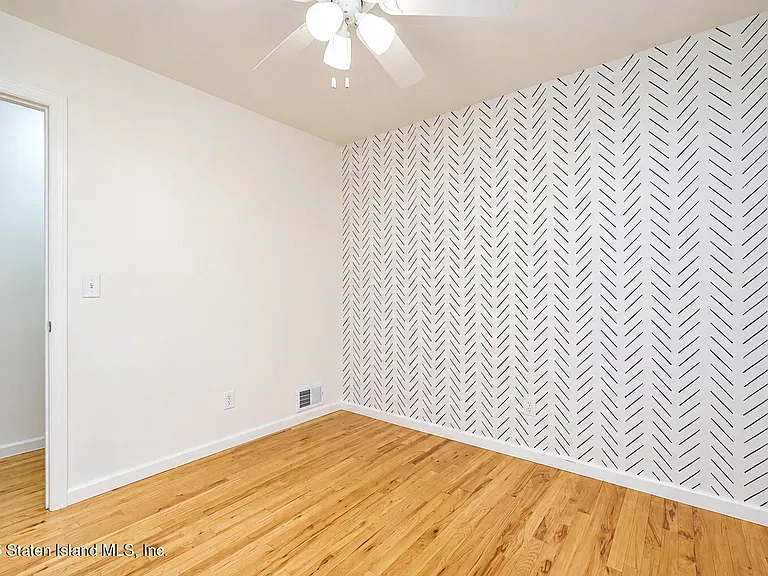 668 Sheldon Ave — Photo 29