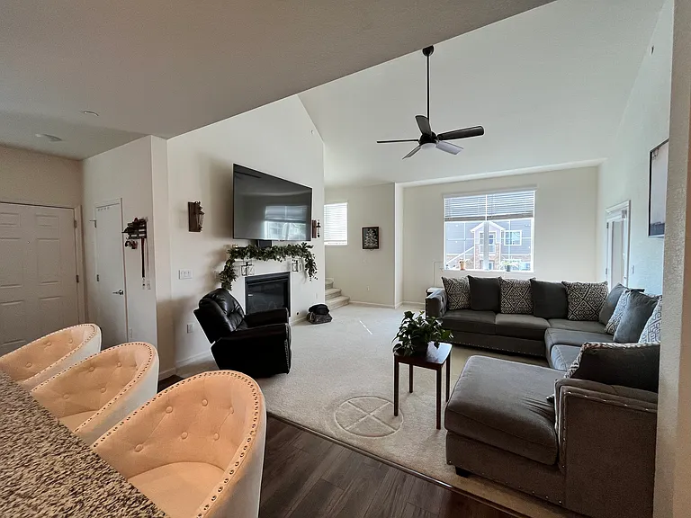 1841 S Dunkirk St #204 — Photo 4