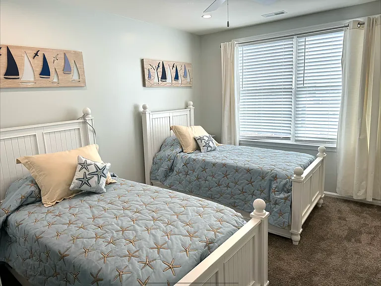 20229 Catherine Ct #11 — Photo 19
