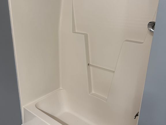 2nd image of 7177 Woodbridge Rd