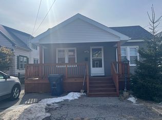 31 Martin Rd, Buffalo, NY 14218