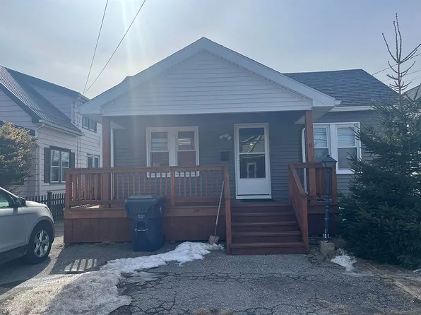 31 Martin Rd, Buffalo, NY 14218
