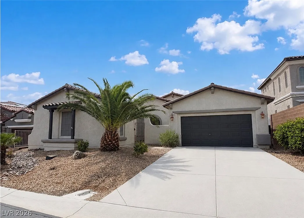 4 bed, 3.5 bath, 2545 sqft, $2,490 — Photo 1