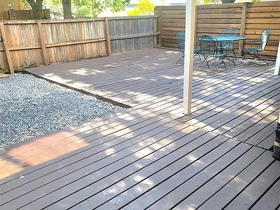 5th image of 2952 Country Place Cir
