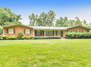 1905 Shirley Dr, Burlington, NC 27215