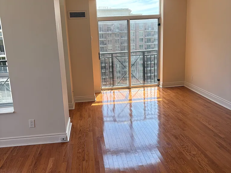 1101 Leslie St #1106 — Photo 7