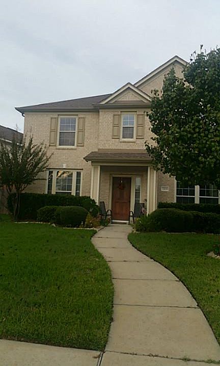 2nd image of 12638 Riverhill Ct