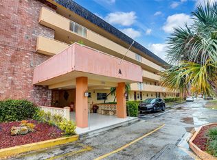 3551 NE 169th St APT 107, North Miami Beach, FL 33160