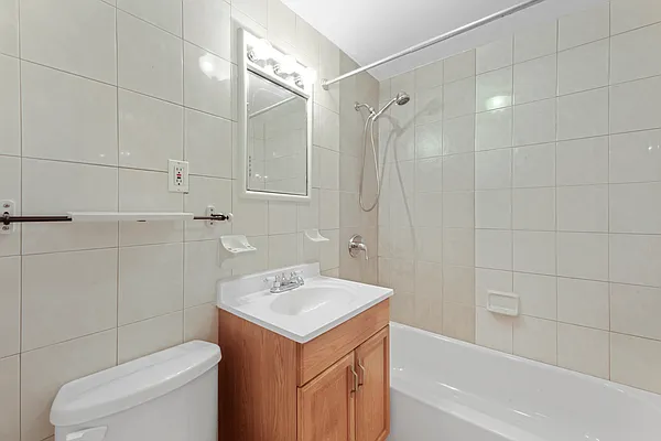 Rented by Compass | media 6