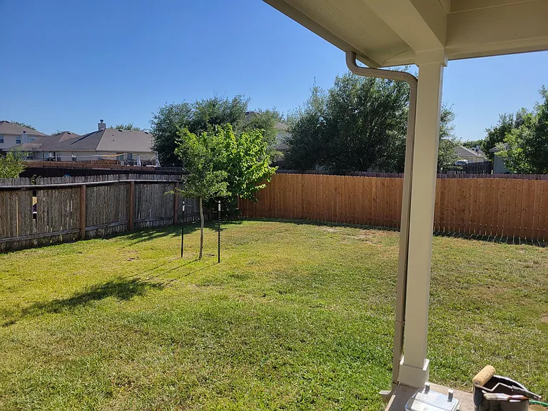 Huge backyard, all sides have new fence now.