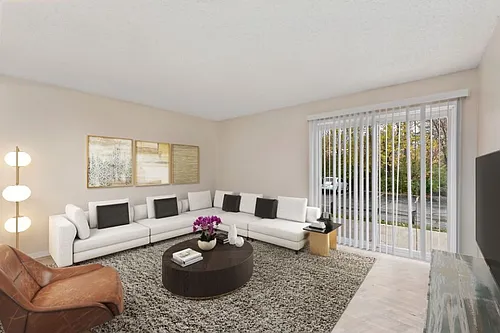 Stone Oak Apartments Photo 1