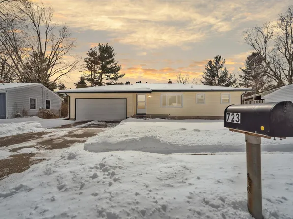 723 Bonnie St, Charlotte, MI 48813