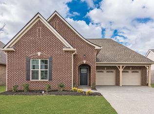 1329 Whispering Oaks Dr, Lebanon, TN 37090