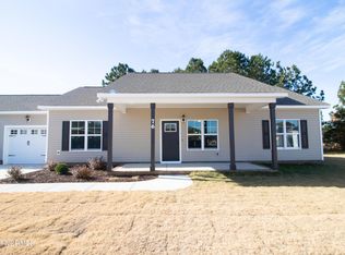 29 Kevior Ave, Four Oaks, NC 27524