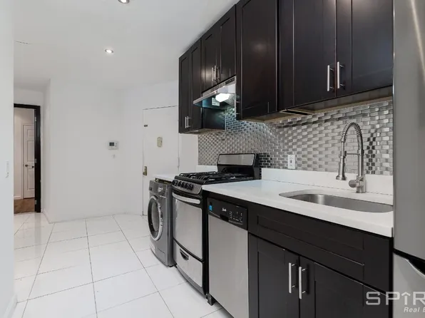 204 West 108th Street image 1 of 7