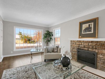 2176 Highland Pkwy, Saint Paul, MN, 55116
