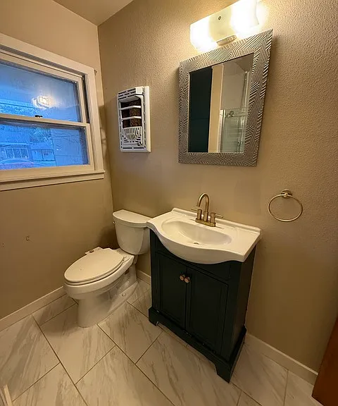 555 N Union Ave — Photo 21