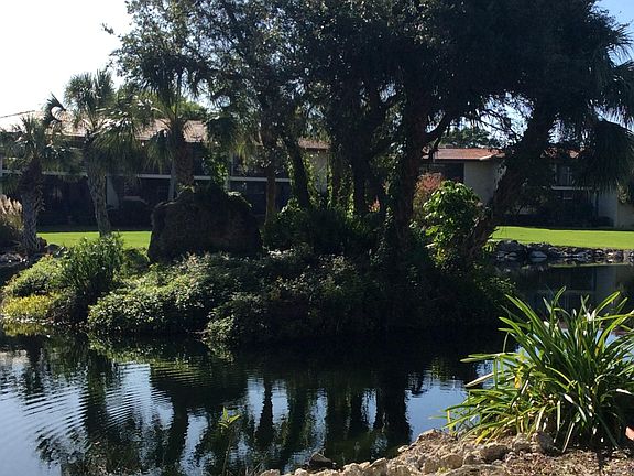 Beautiful pond with Turtle Island views!