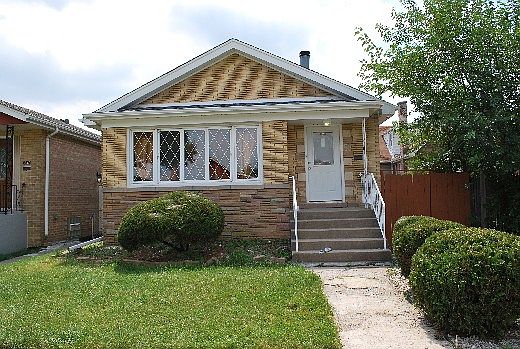 2nd image of 3651 W 81st Pl