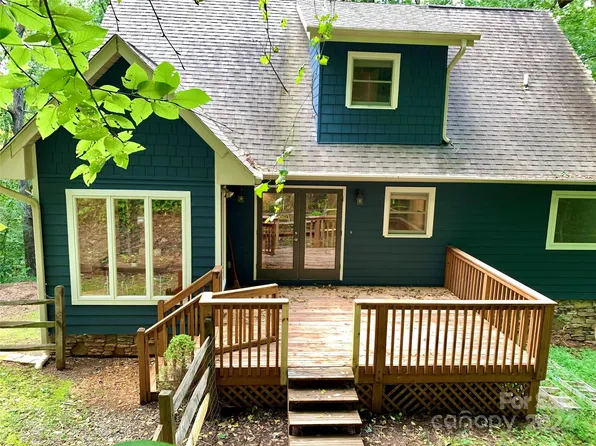 291 Merrills Chase Rd, Asheville, NC 28803