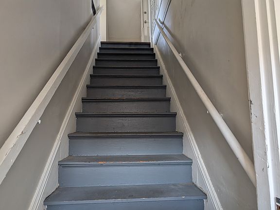 2nd image of 125.5 W 5th Ave #125.5