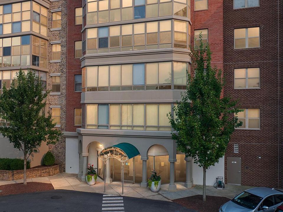 1st image of 19370 Magnolia Grove Sq Unit L04