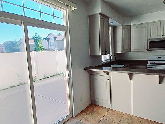 5th image of 143 Birmingham Ln