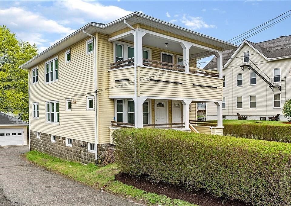 Park Ave, Left-Front, Driveway and 2 Car Garage.