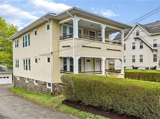 880 Park Ave, Woonsocket, RI 02895