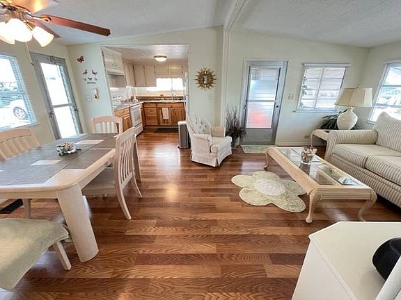 4th image of 1415 Main St Lot 420