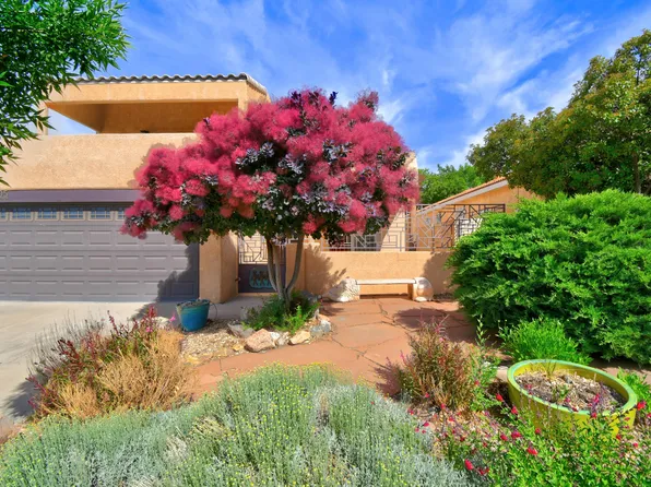 7505 Palomas Park Ave NE, Albuquerque, NM 87109