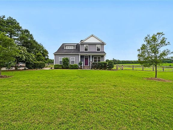 3rd image of 4095 Godwin Blvd