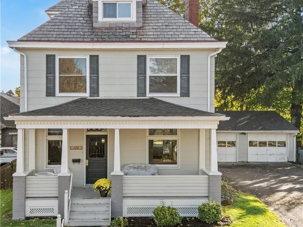 228 S Clay St, Zelienople, PA 16063
