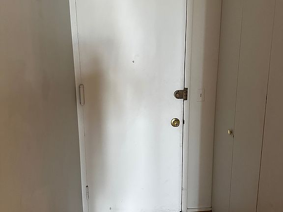 4th image of 6700 S South Shore Dr APT 3K